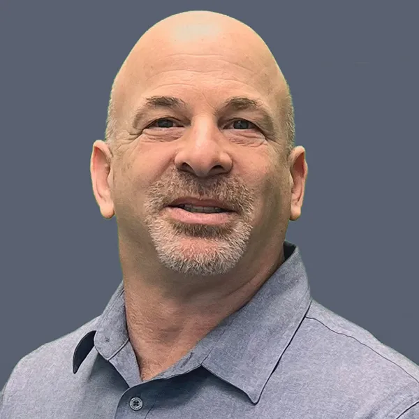 Headshot of Evan Hecht
